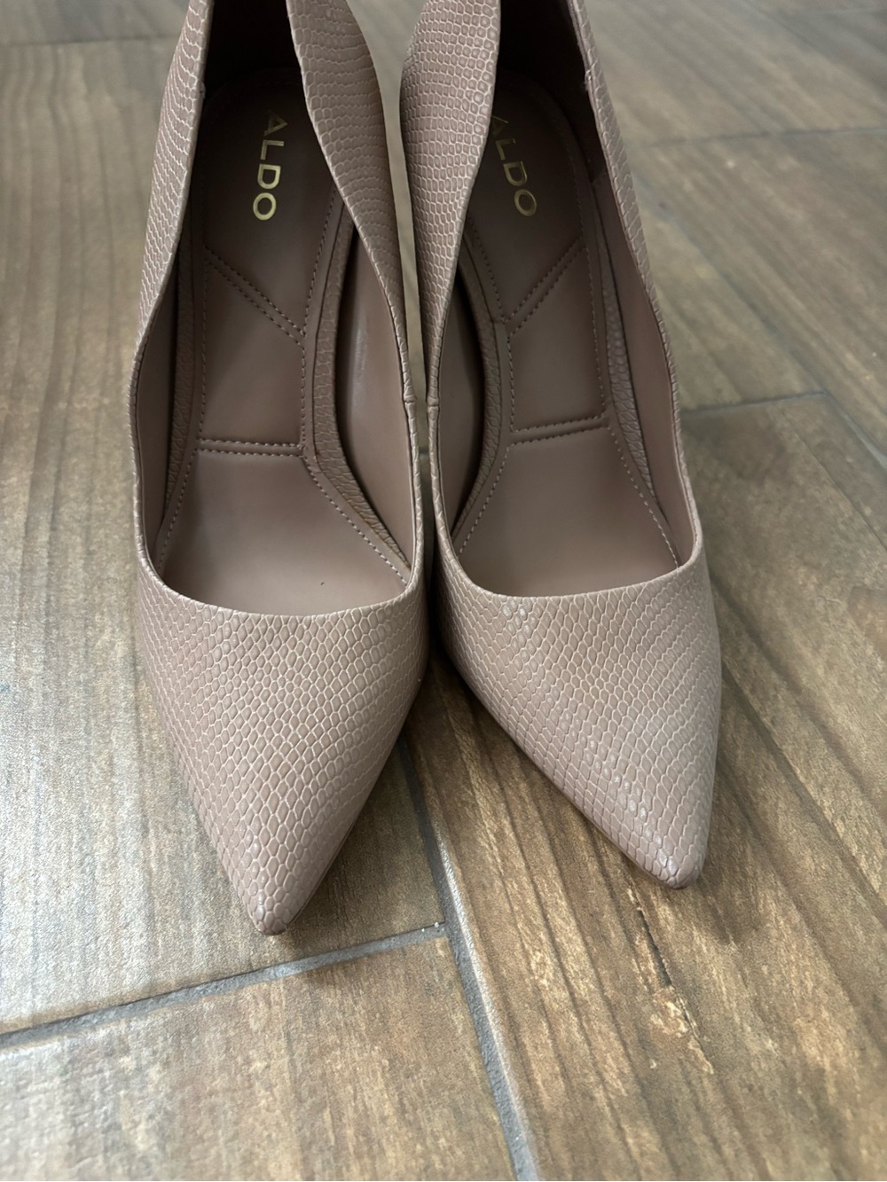 Aldo Textured Nude Pointed-Toe Stiletto Pumps - Picture 2 of 11